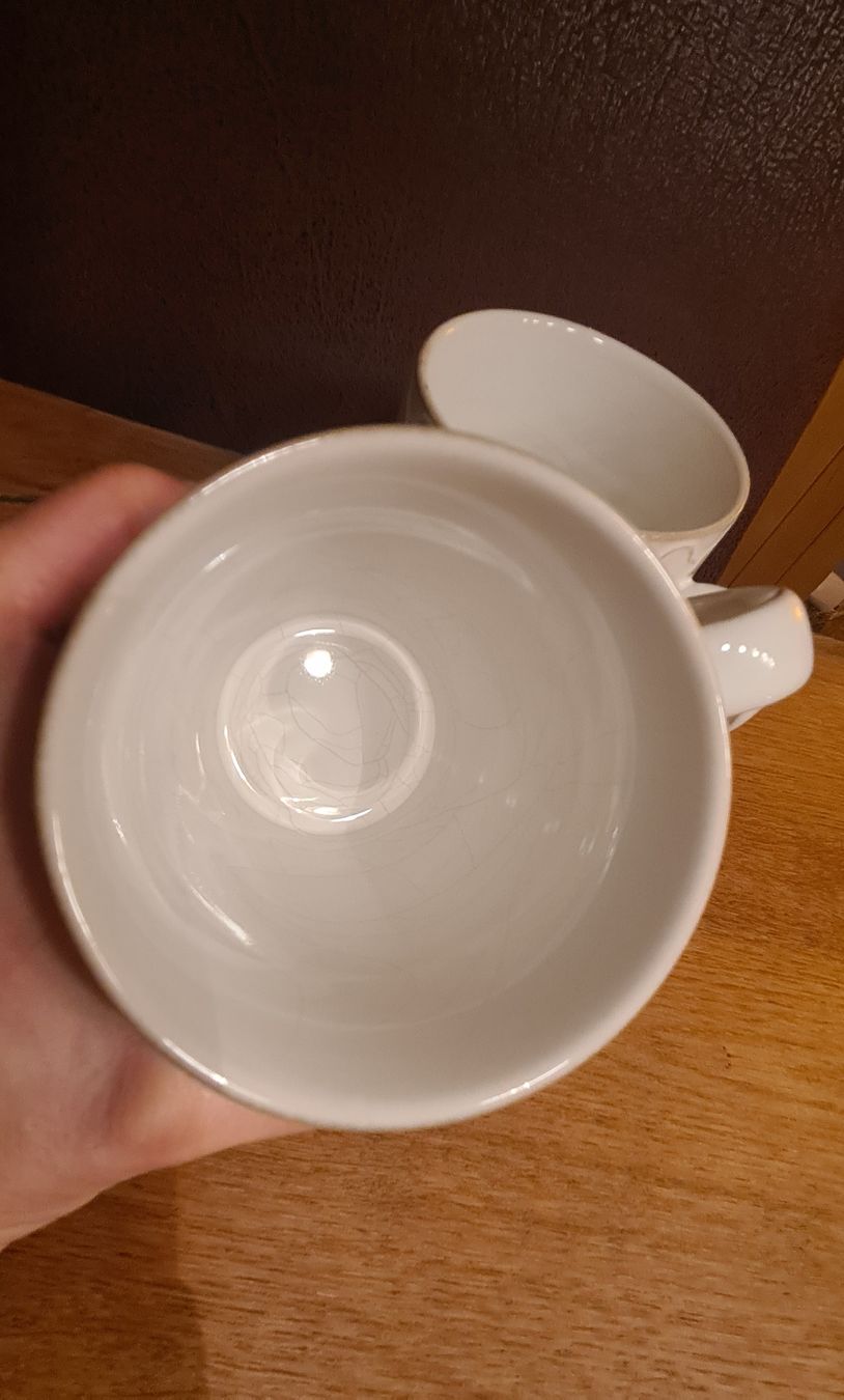 Tazze: 2 Kaffeebecher, cremefarben mit Muster, neuwertig – Usato da Perlen venduto da SPICE24 2