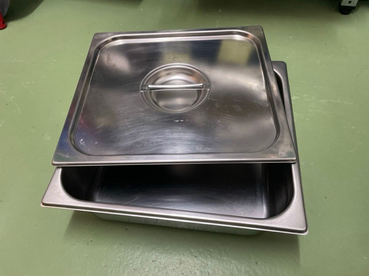 Cucine complete: Edelstahl Behälter - Profi Gastronomie Qual – Usato da Oensingen venduto da marijadavide 2
