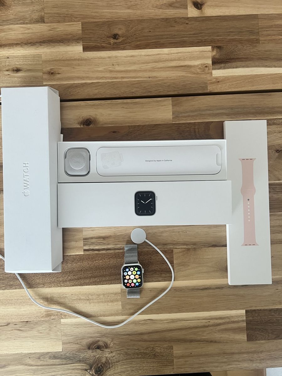 Apple Smartwatch: Apple Watch Series 5, 44mm – Difettoso da Wil SG venduto da DaniB. 6
