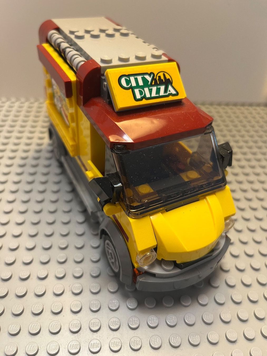 Lego Kit di costruzioni: Lego Pizzawagen Set 60150 – Usato da Basel venduto da Swi-7621 2