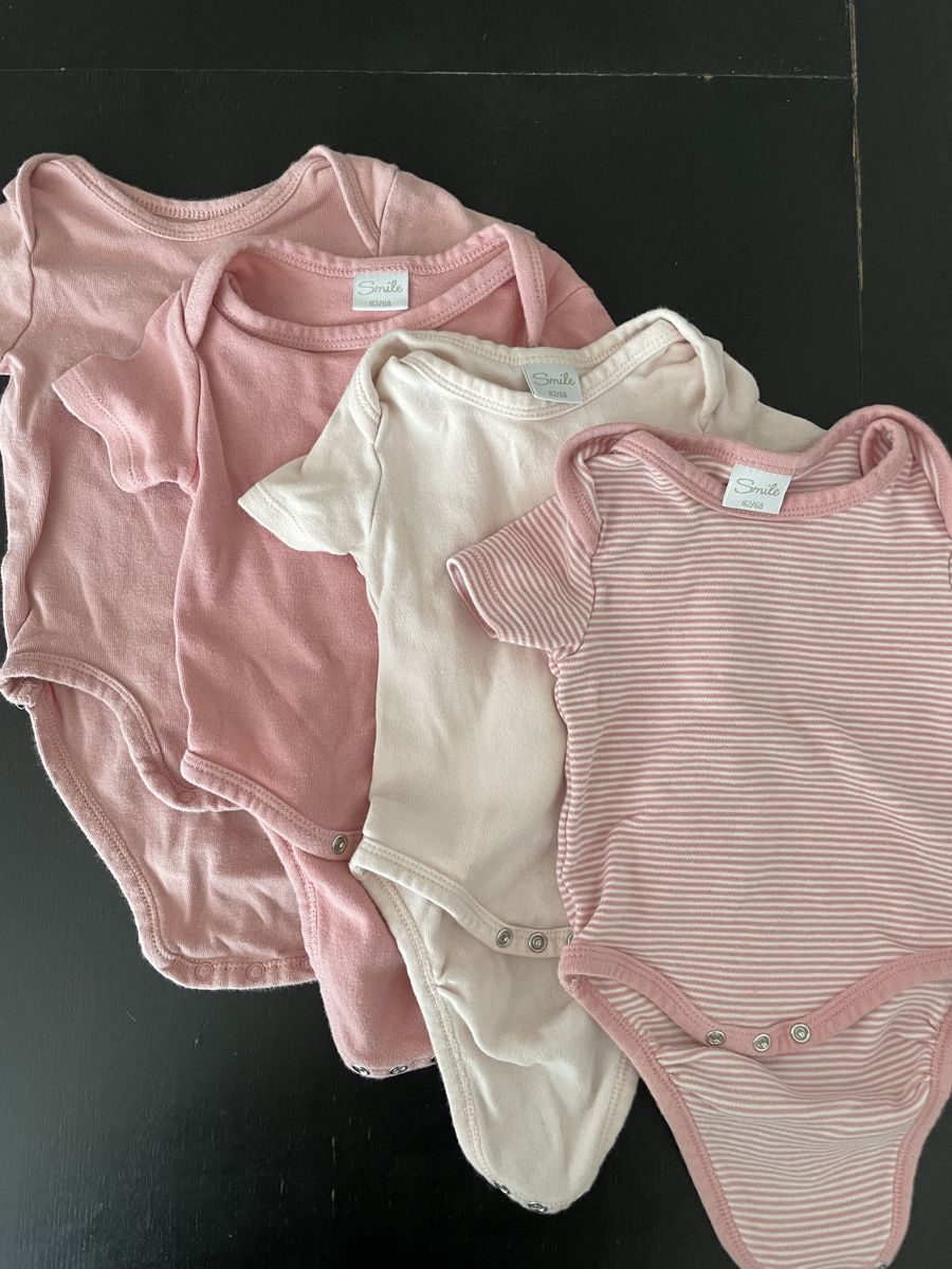 H&M Kleiderpakete & -sets: 4 Bodys gr 62 – Gebraucht aus Zürich von cmc_gg9z