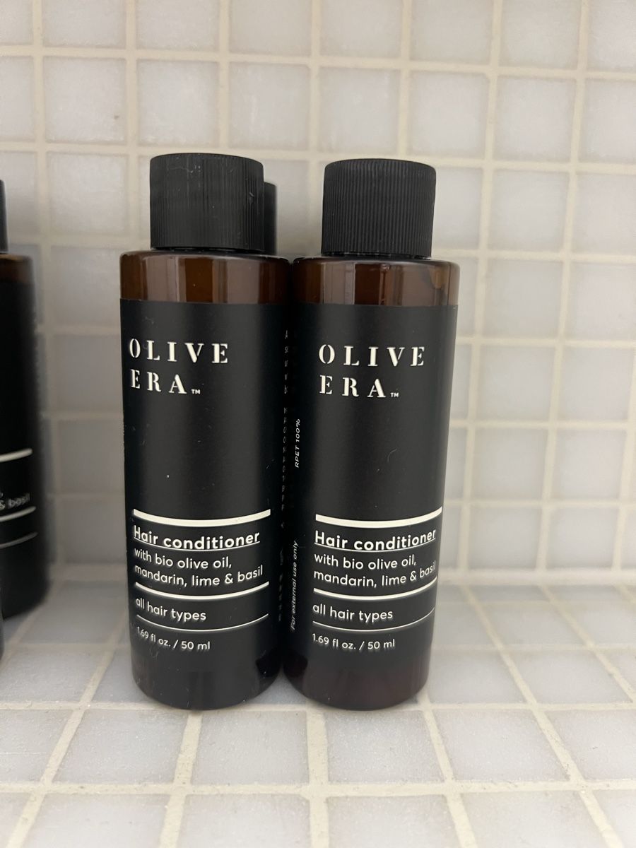 Prodotti per capelli: Olive Era Shampoo und Conditioner – Nuovo e nell'imballaggio originale da Luzern venduto da sr.luzern 1