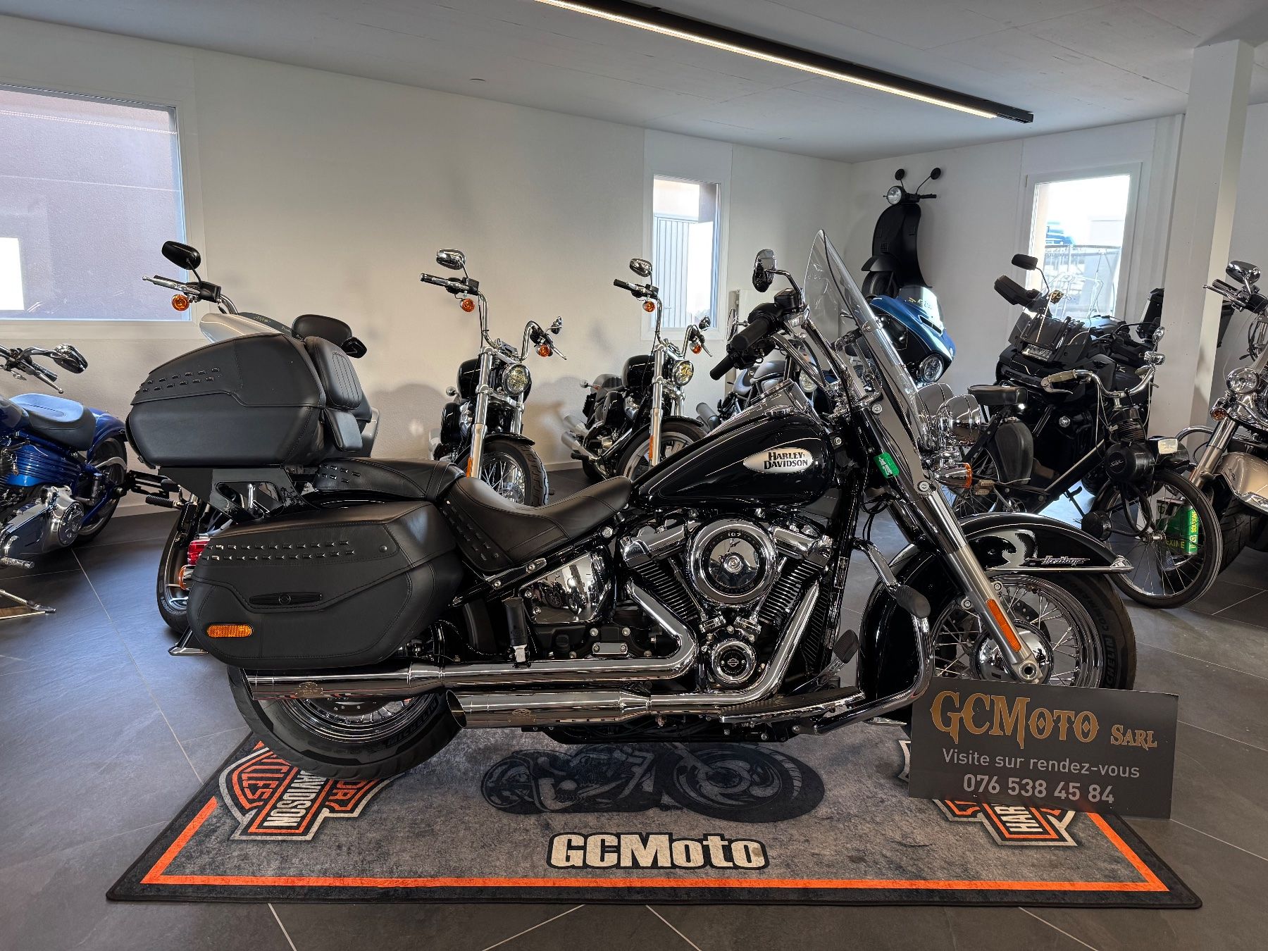 Harley-Davidson Chopper: Harley Davidson Heritage Softail 107 LEASING POSSIBLE – Usato da Echallens venduto da HD90 4