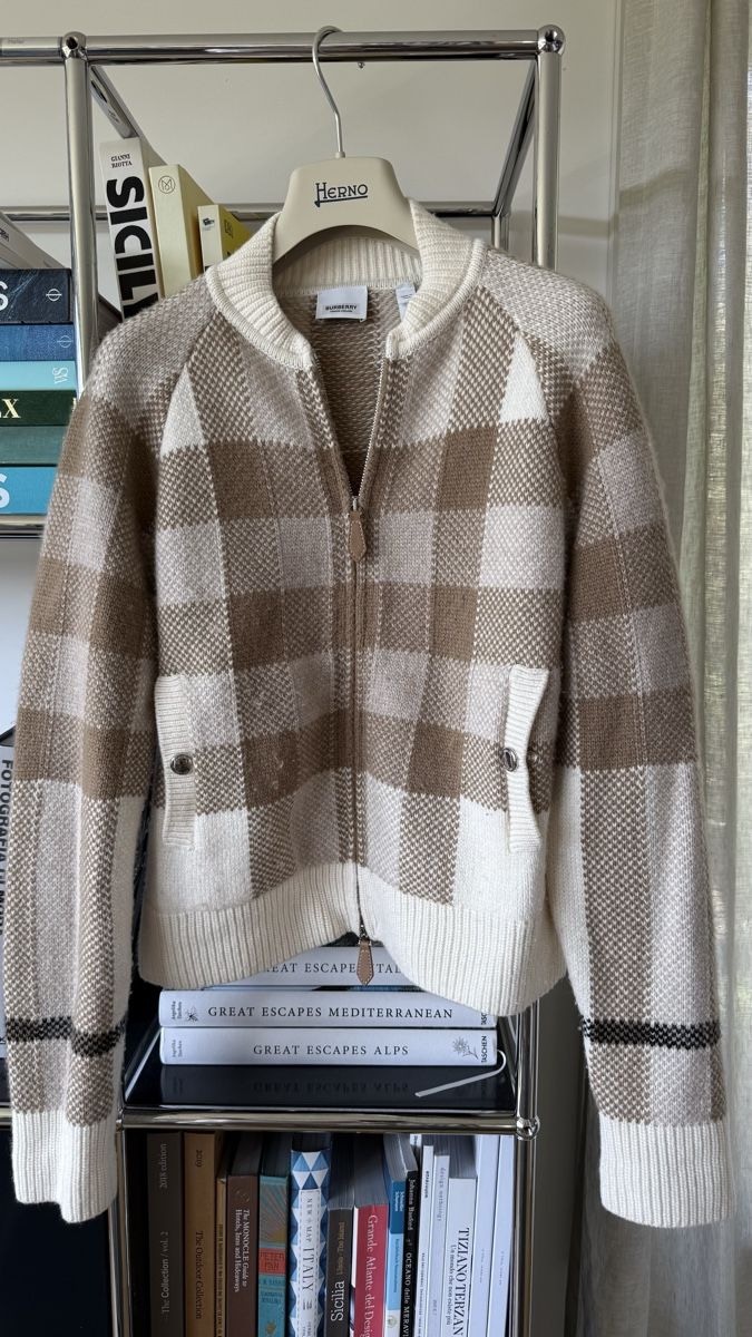 Burberry Maglioni & Felpe: Burberry Bomber XS Kaschmir-Mix – Usato da Küsnacht venduto da cri_ngg5 3