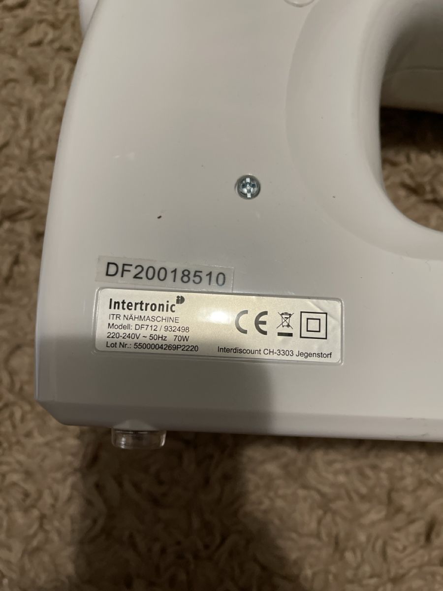 Macchine da cucire: Intertronic Nähmaschine DF712 – Difettoso da Unterkulm venduto da AnoliOccasion 3