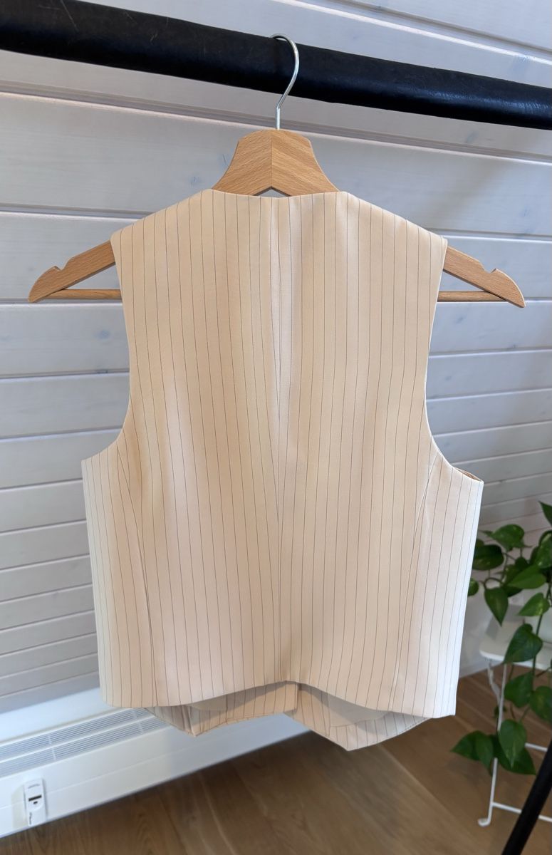 Mango Gilet & Giacche senza maniche: MANGO pinstriped vest, xxs – Nuovo (secondo la descrizione) da Kilchberg ZH venduto da ben_pc68 5