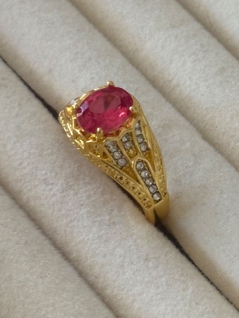Ringe: Luxus Elegante Gr.19/9 Ring Farbe:  Gold – Gebraucht aus Biel-Bienne von Roserosse13 1