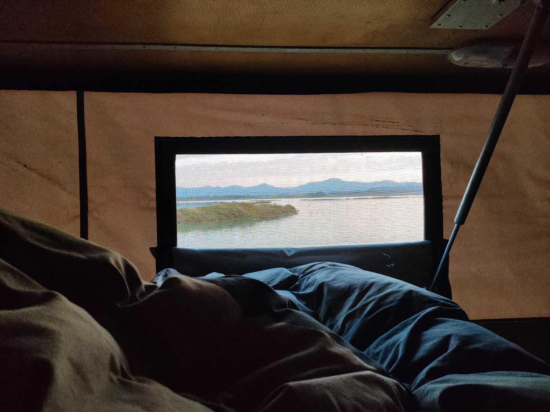 Camping Fahrzeuge: Wohnkabine Four Wheel Camper Wildcat – Gebraucht aus Zürich von Kampfsalami87 9