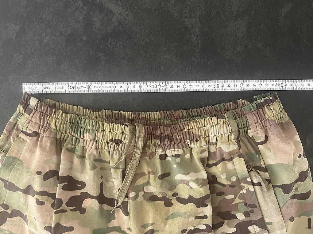 Pantaloni: Kurze Hose Multicam  Outdoor / Airsoft – Usato da Oberglatt venduto da Prinzip 1
