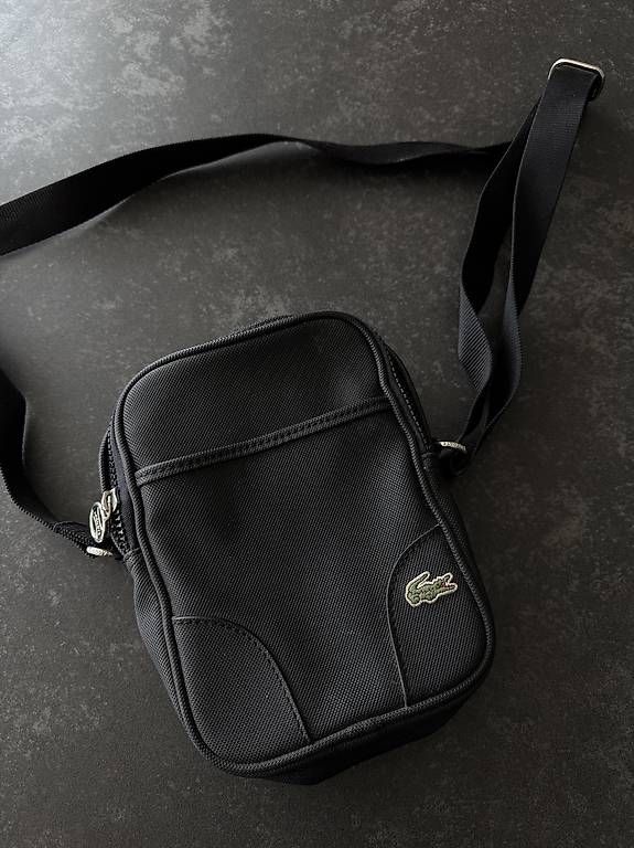Taschen: Lacoste Tasche – Gebraucht aus Winterthur von ChiuJezzy 1