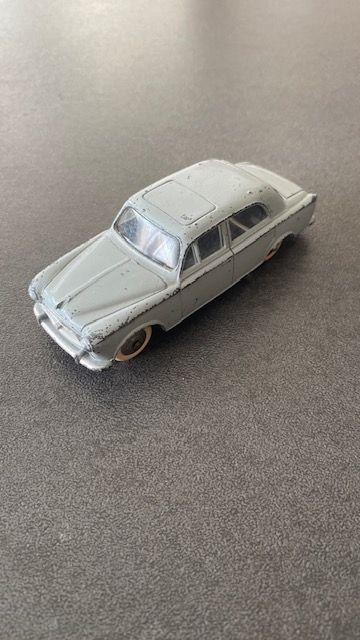 Dinky Toys Peugeot 403 Miniature Vintage - Occasion Collection