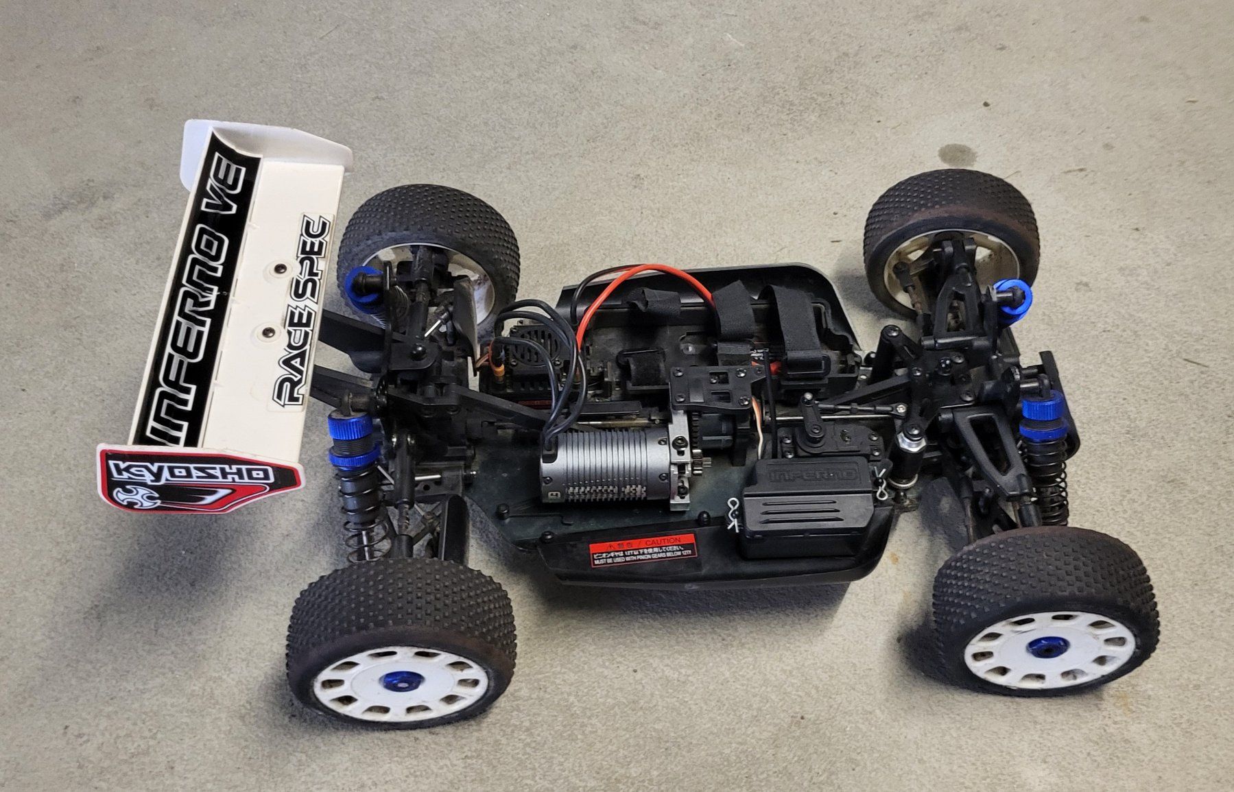 Kyosho RC Kits de montage: kyosho INFERNO VE 1/8 4WD – D'occasion à islikon par mir_8cbw 5