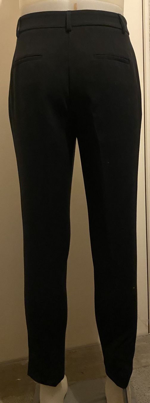 Benetton Pantaloni: Klassich elegante schwarze Hose Grösse 36 – Nuovo (secondo la descrizione) da Grindelwald venduto da SumsiBiene 1
