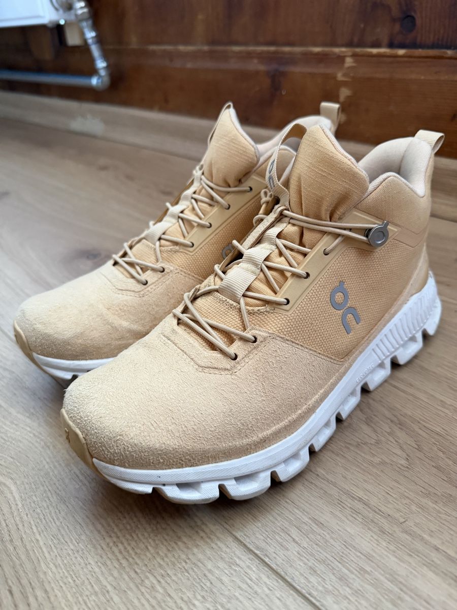 On Chaussures femmes: On chaussures t39 – D'occasion à La Sagne VD par jeliquidetout 1