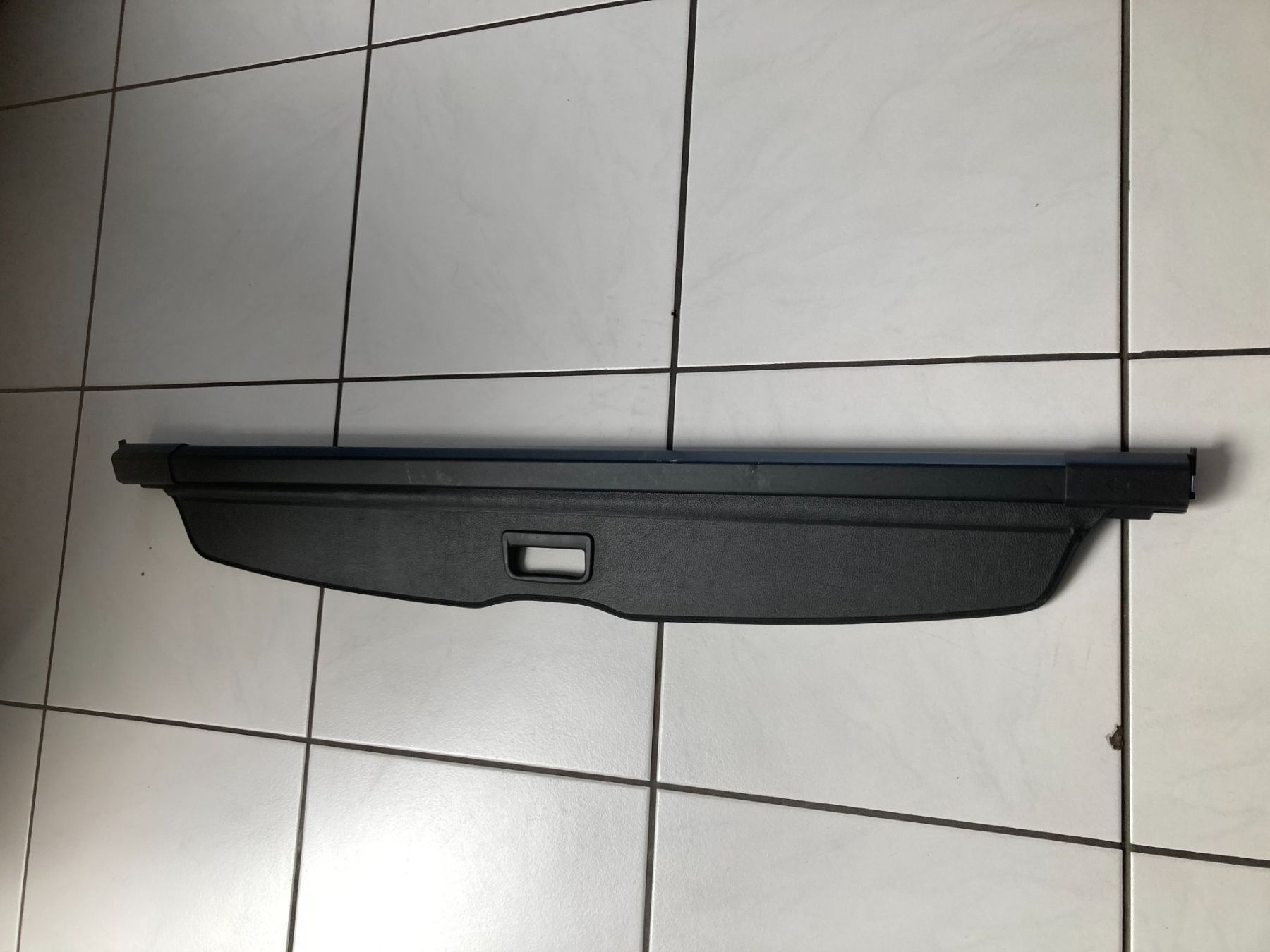 Volkswagen Alle Autoersatzteile: Laderaumabdeckung VW Touran 1t0867871 – Gebraucht aus Cham von WB2223