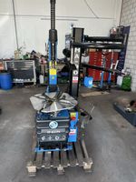 Reifenmontiermaschine RP-U221PN mit Hilfsarm HA-90