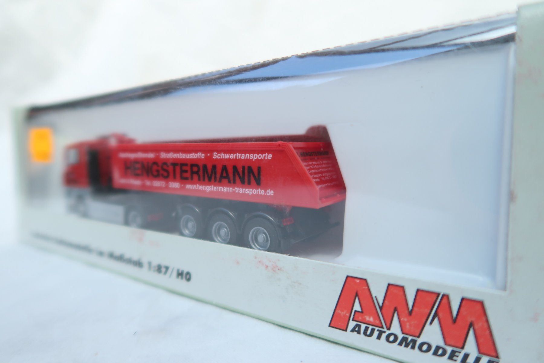 Herpa Modellautos: AWM / Herpa MAN Sattelzug "Hengstermann" – Neu und originalverpackt aus Muttenz von Laeckerlihamschter 2