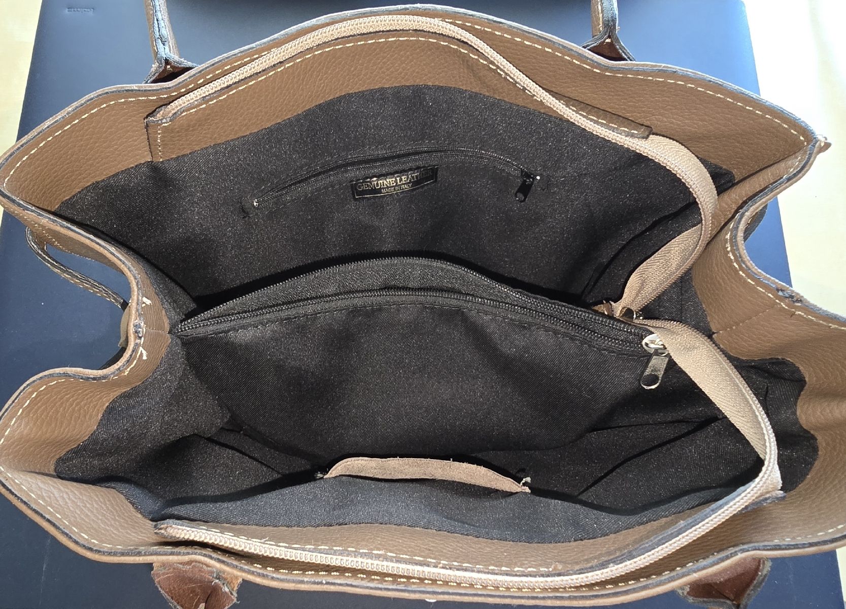 Borse da donna: Handtasche Leder taupe – Usato da Oberweningen venduto da tigerwutz 5