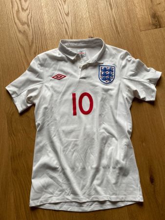 England Fussballtrikot  2010-2012, #10 Wayne Rooney - Sz. 36
