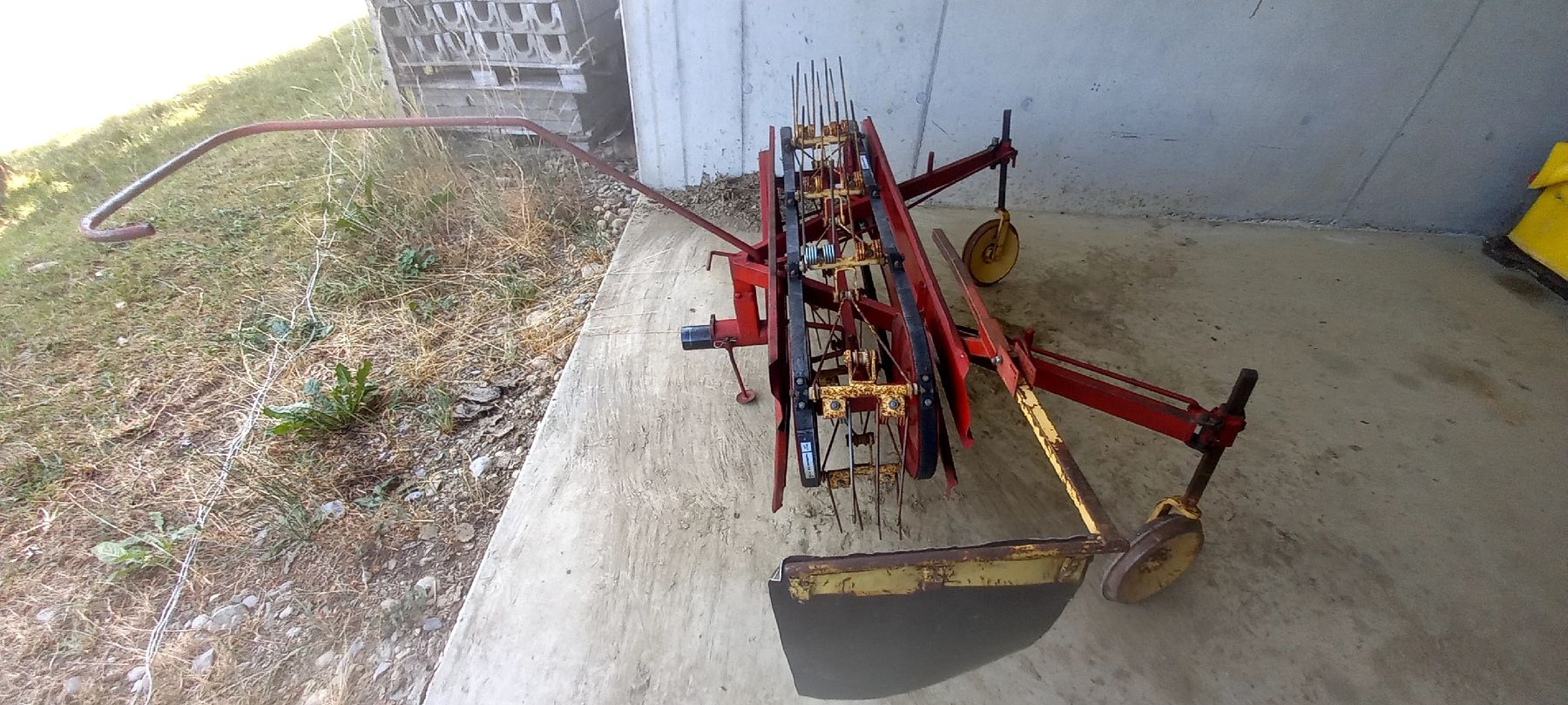 Aebi Tutte le macchine: Bandheuer zu Aebi Motormäher – Usato da Eggiwil venduto da FarmallM