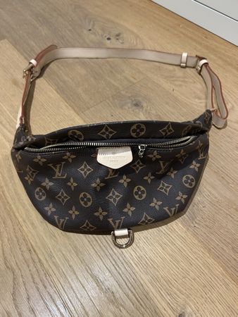 Louis Vuitton Gürteltasche Monogram