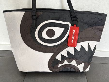 Sprayground Shark - Rar und Neu!