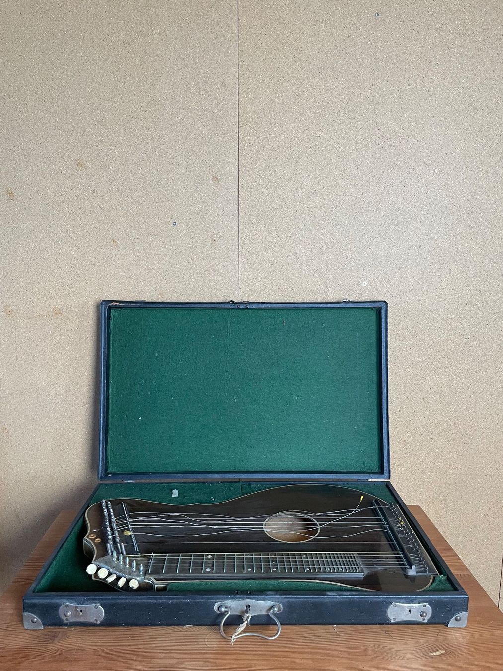 Musikinstrumente: Zither – Defekt aus Bern von respublica 1