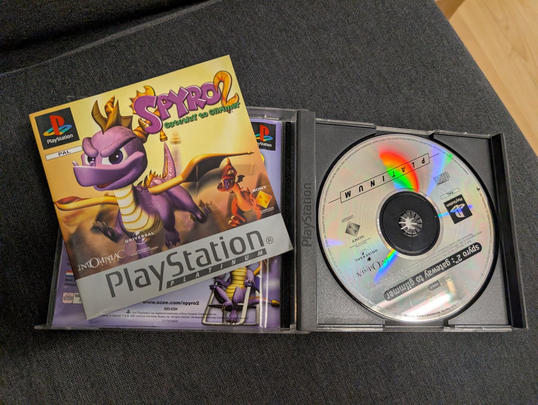Giochi: Spyro 2: gateway to glimmer Sony ps1 – Usato da Giubiasco venduto da Ticinerd 2