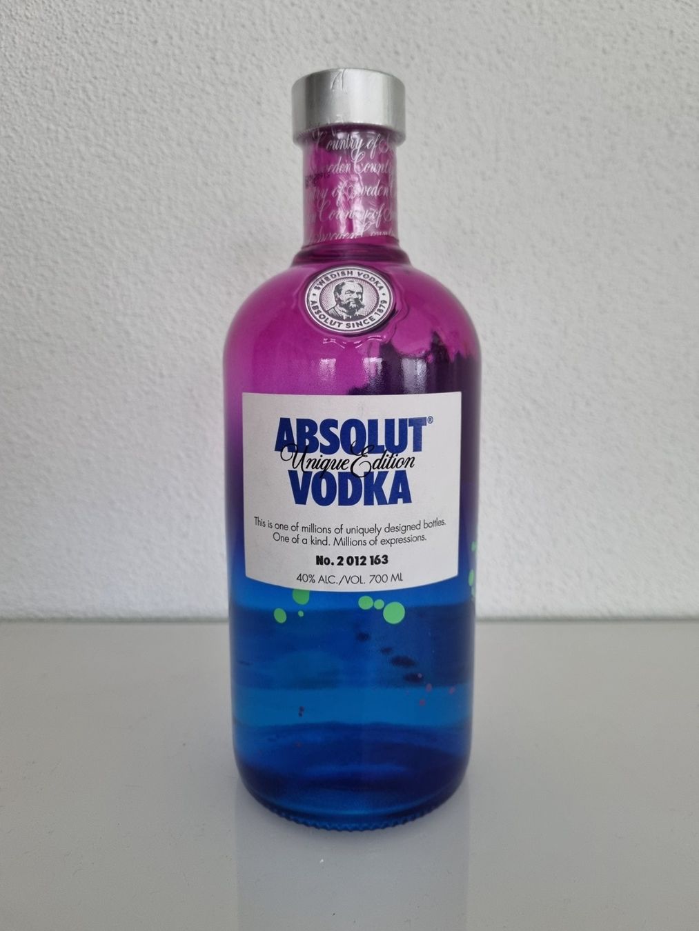 Absolut Vodka Bevande alcoliche: Absolut Vodka Unique Edition, Limited Edition – Nuovo e nell'imballaggio originale da St. Erhard venduto da Saskia0