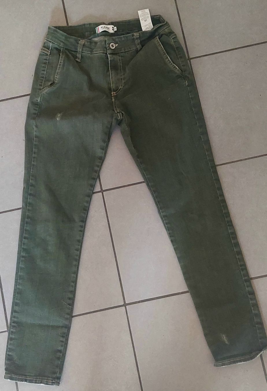 Please Jeans Jeans: Pantalon PLEASE vert taille S – Nuovo (secondo la descrizione) da Plan-Les-Ouates venduto da Lolothebest