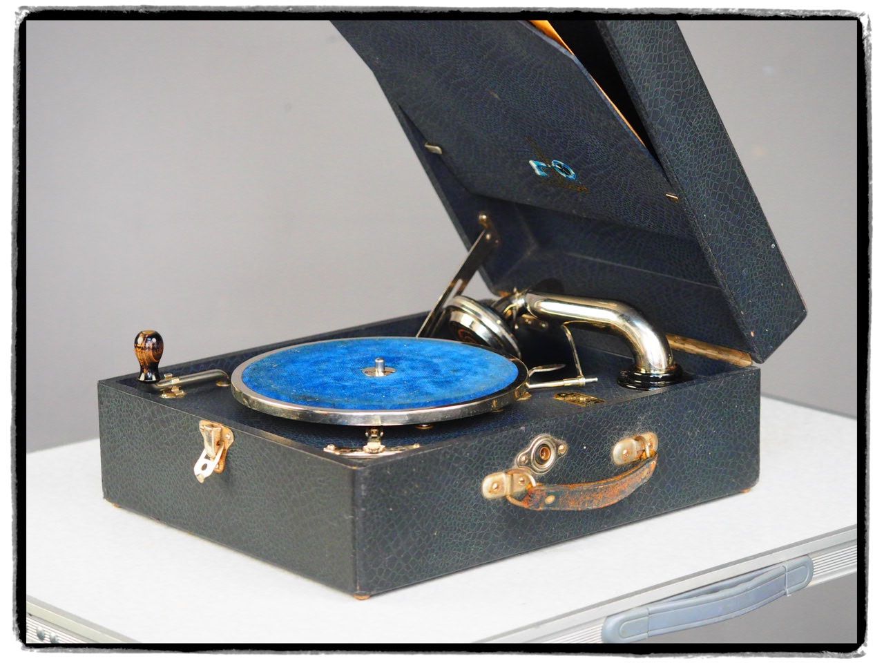 Paillard Tourne-disques: PHONOGRAPHE – D'occasion à Lausanne par Leag 1