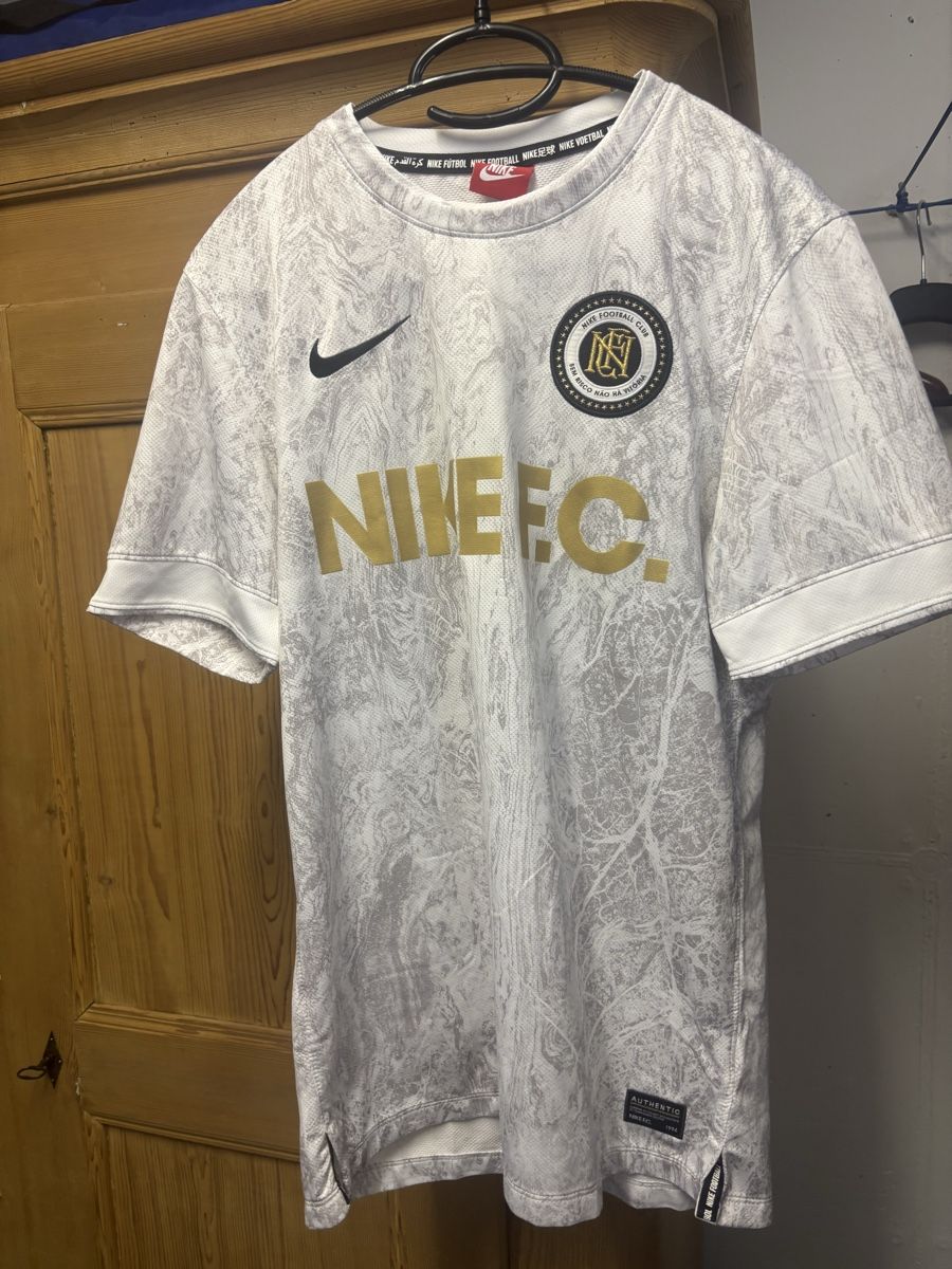 Nike Canottiere & Pantaloni: Nike FC Trikot – Usato da Bischofszell venduto da fab_zw6v