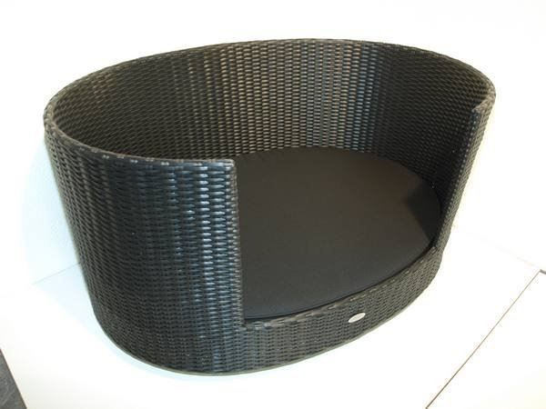 Liege- & Schlafplätze: Hundebett WINI XL Polyrattan schwarz – Neu (gemäss Beschreibung) aus Unterentfelden von moebelrufli