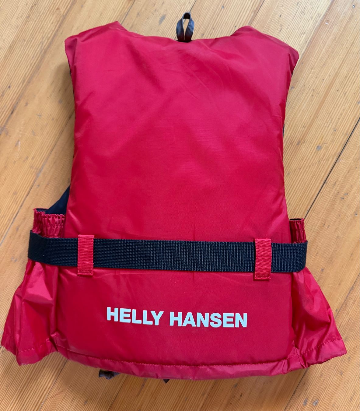 Helly Hansen Giubbotti di salvataggio: Schwimmfeste Helly Hansen – Usato da Aarau venduto da Aurora0810 1