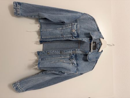 Coole Jeansjacke Gr. M im Used-Look für den Frühling!