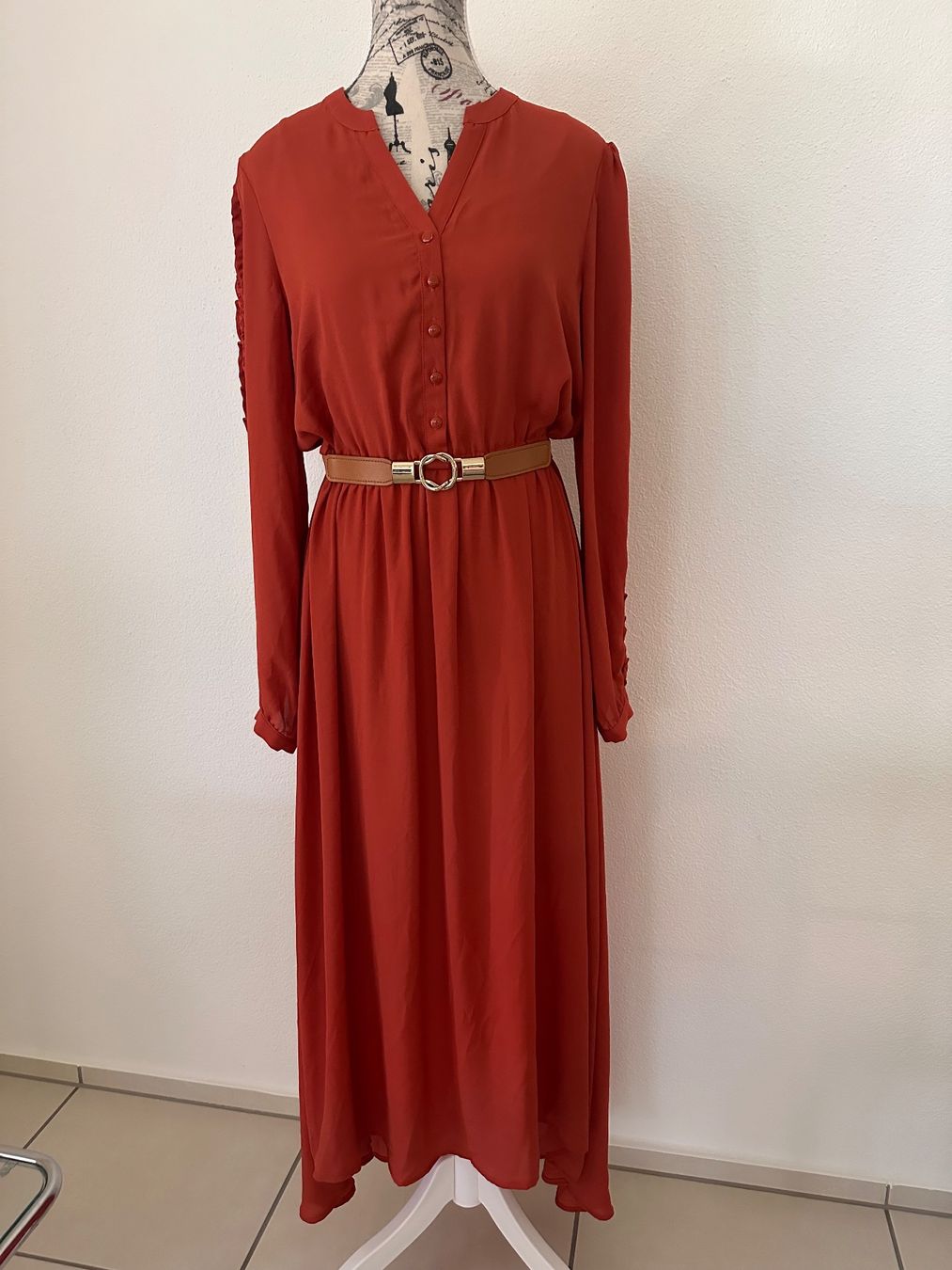 Mint & Berry Vestiti: Mint&berry Kleid Grosse 38 – Nuovo (secondo la descrizione) da Alpnach Dorf venduto da ljusja 1