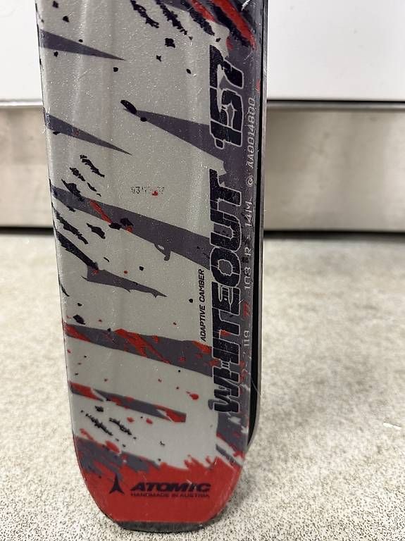 Skis: Ski Atomic Whiteout 157 – D'occasion à Dully par YDind 2