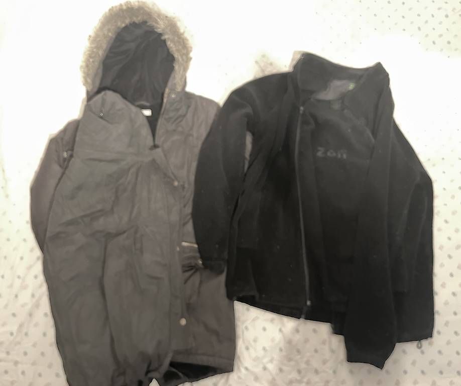 Giacche: Manteau pour portage bébé  – Usato da Mauraz venduto da rac_x7sg