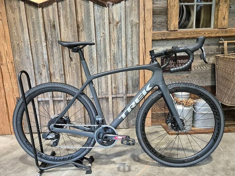 Trek Domane SL7 