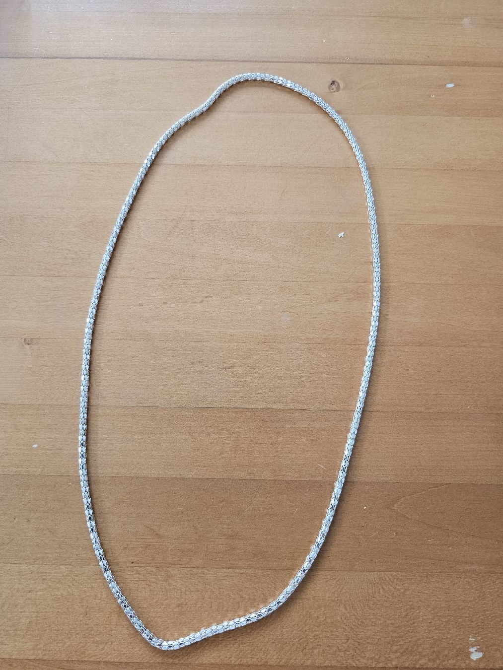 Ketten: Elegantekette, zeitlos & schön – Gebraucht aus Mels von WendySchumacher