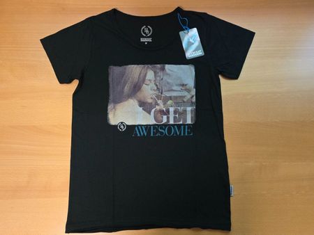 ​🏷️ Boom Bap // i get awesome // T-Shirt Gr. S