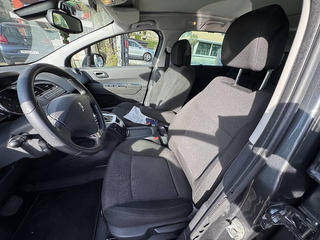 Automobili: Peugeot 5008 1.6i – Usato da Agno venduto da jonnyautosagl 5