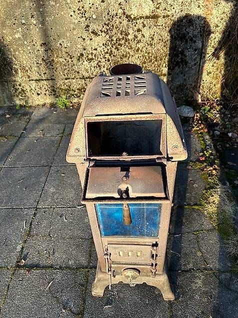 Altri mobili d'antiquariato: Kachelofen – Usato da Langnau i.E venduto da thommeno 1