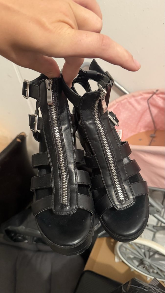 Scarpe da donna: Black Sandals Platform Chunky Heel Size 41 – Usato da Ueberstorf venduto da man_p2fy 1