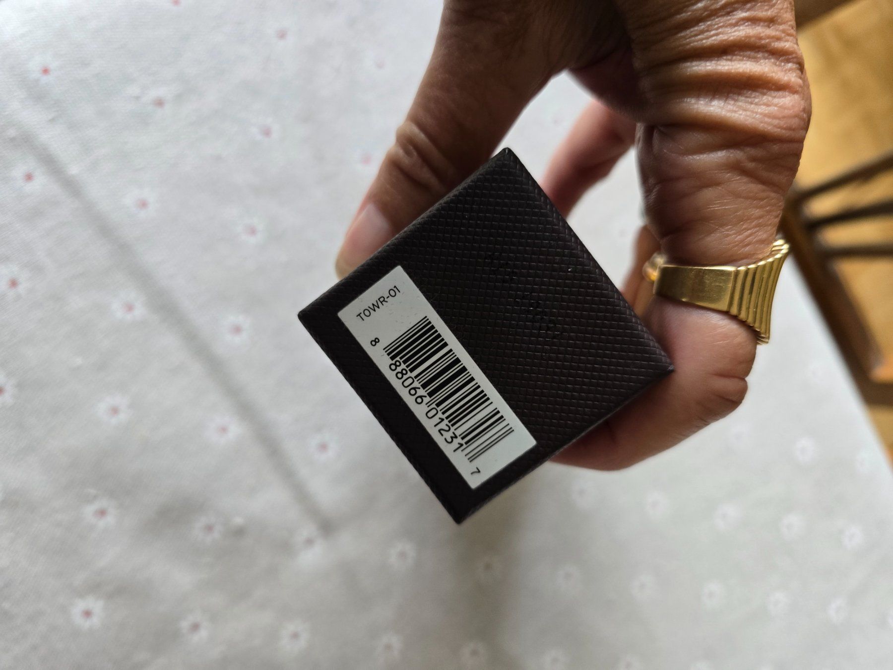 Tom Ford Profumi & Eau de Toilette: Tom Ford Santal Blush Eau de Parfum Spray 50 ml – Nuovo (secondo la descrizione) da Bottmingen venduto da sandy_2 2