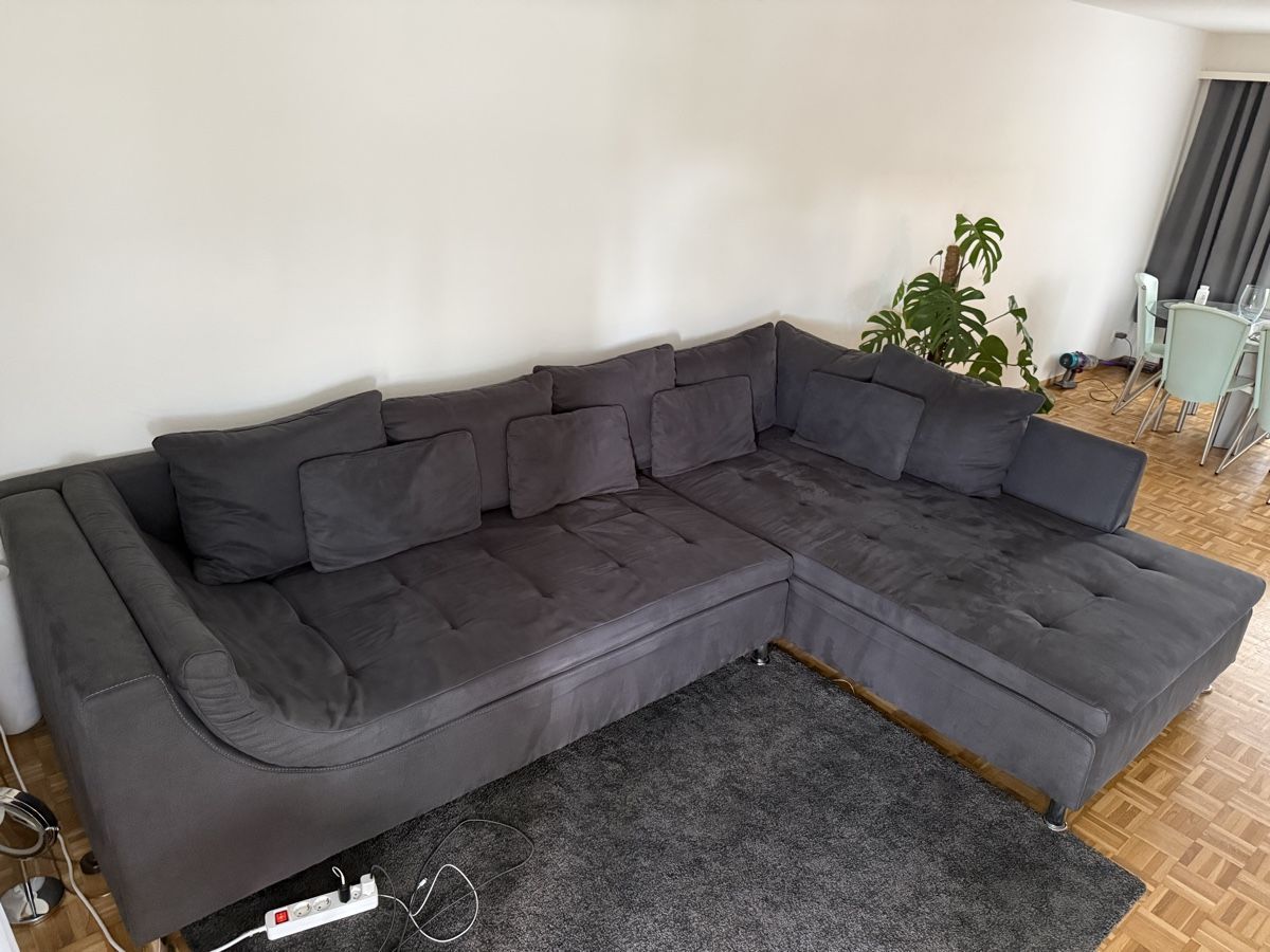 Sofas: Ecksofa grau Stoff sehr gute Zustand – Gebraucht aus Buchs AG von And_v2hn