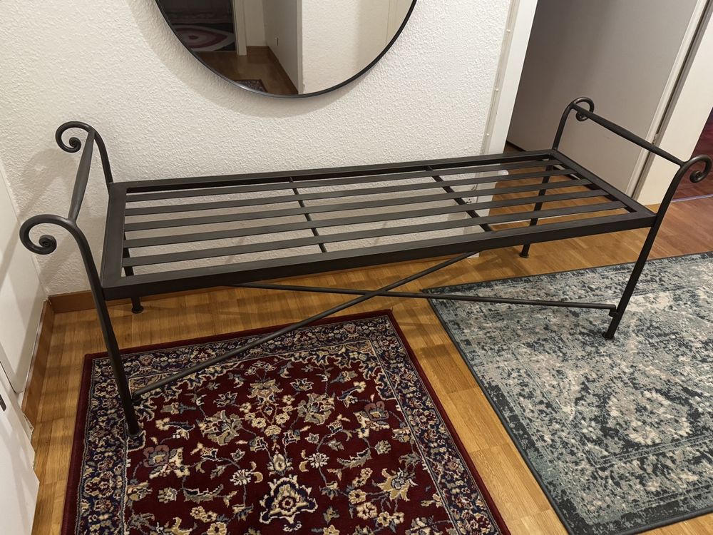 Antike Sitzbank aus Metall 1