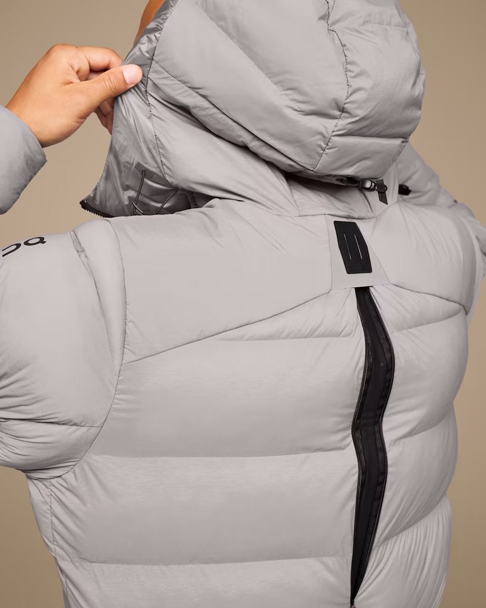 Jacken: On Challenger Jacket (zinc) men’s S – Gebraucht aus Zürich von vh.8038 1