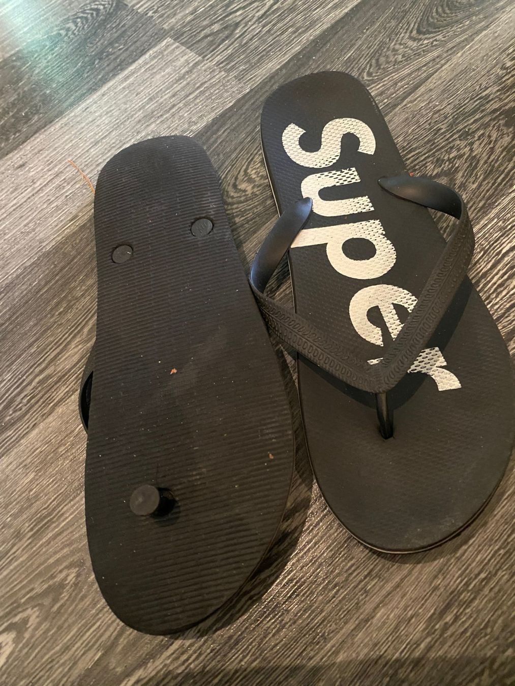 Scarpe da uomo: SUPER Flip Flops Grösse 45 – Usato da Allenwinden venduto da Obalu 1