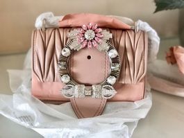 NEU OVP: Original Miu Miu Matelassé Tasche Rosa mit Kristall